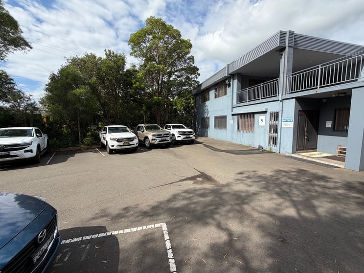Click to view all images 35 West Dapto Road Kembla Grange NSW 2526 - Image 2