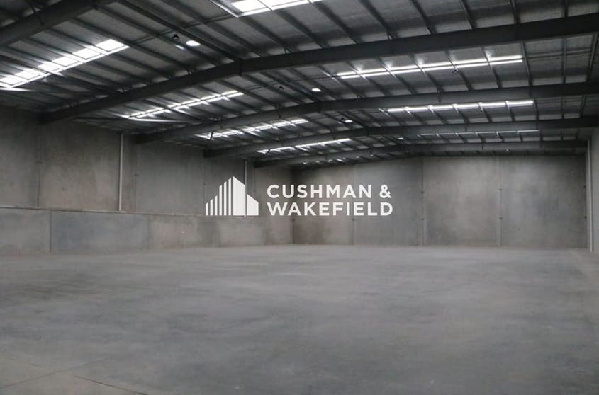 Click to view all images 32 Enterprise Circuit Prestons NSW 2170 - Image 2