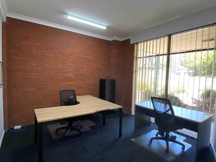 Click to view all images 1/105 Regent Street New Lambton NSW 2305 - Image 2