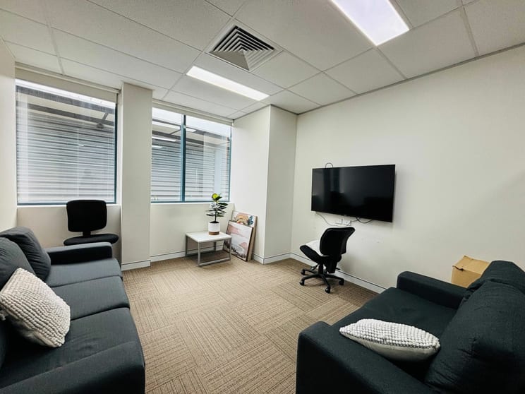 4/68 Oxford Road Ingleburn NSW 2565 - Image 1