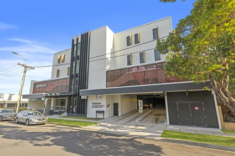 Click to view all images Level 2 Suite 4/15 Lambton Road Broadmeadow NSW 2292 - Image 1