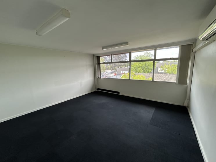Click to view all images S9/25 Dickson Place Dickson ACT 2602 - Image 1