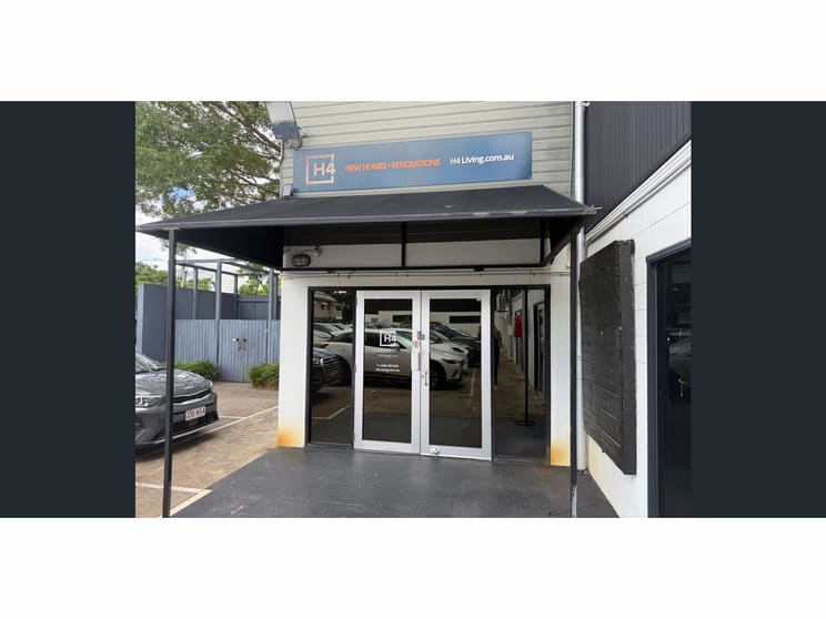 Click to view all images 5/77 Oxford Street Bulimba QLD 4171 - Image 1