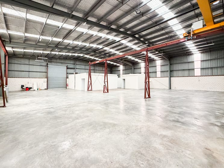 Click to view all images 10 Overseas Drive Noble Park North VIC 3174 - Image 3