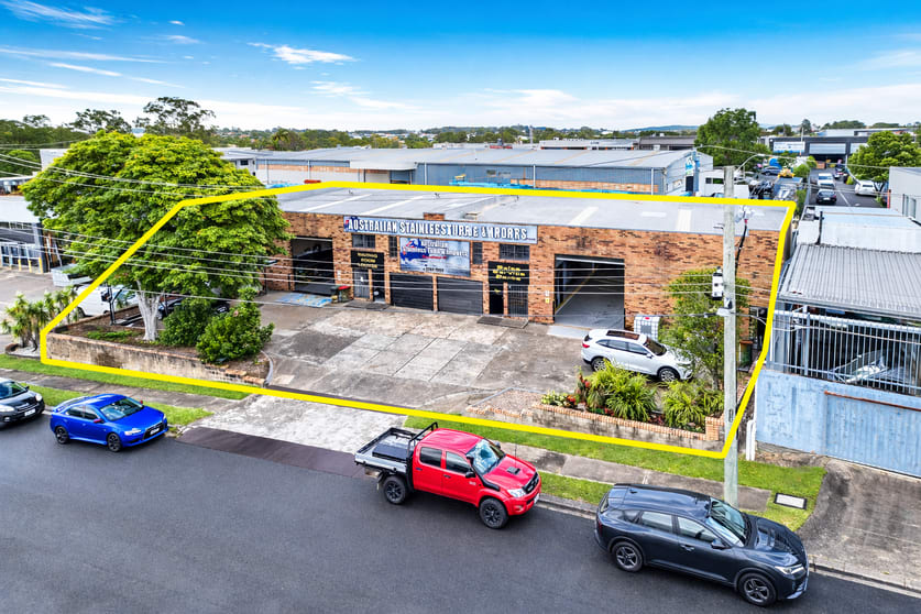 Click to view all images 3 Carlyle Street Slacks Creek QLD 4127 - Image 1