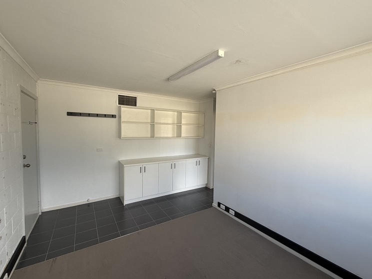 Click to view all images 1/49 Lorn Road Crestwood NSW 2620 - Image 3