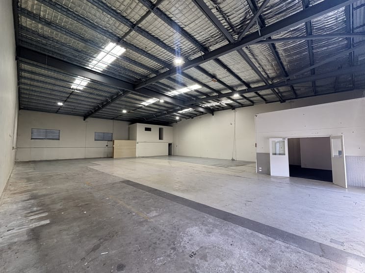2/23 Expansion Street Molendinar QLD 4214 - Image 2
