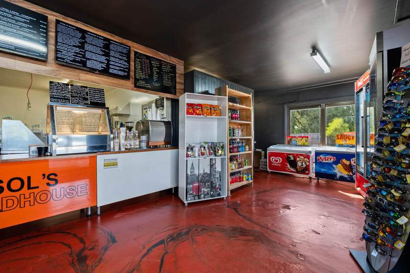 50 Arve Road Geeveston TAS 7116 - Image 2