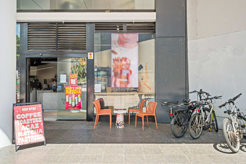 Click to view all images 1/888 Pittwater Road Dee Why NSW 2099 - Image 3