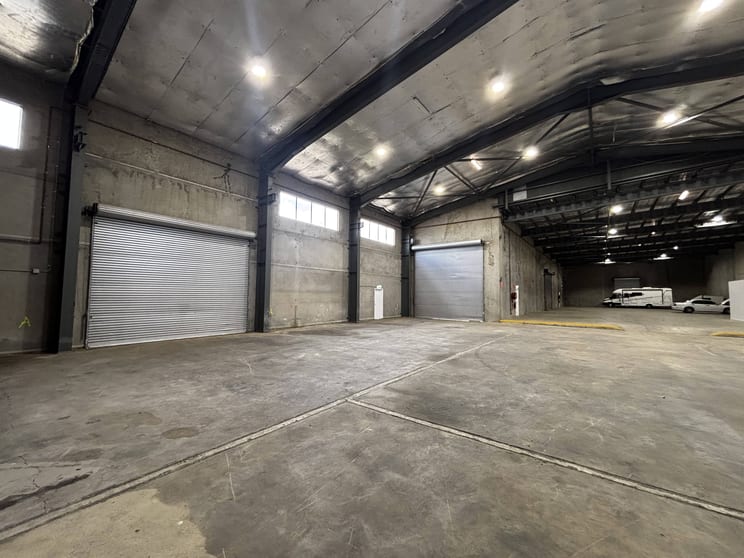 Click to view all images Unit 2A, 125 Dalrymple Road Garbutt QLD 4814 - Image 3