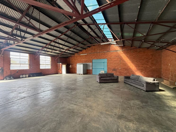 Click to view all images 83A Levanswell Road Moorabbin VIC 3189 - Image 1