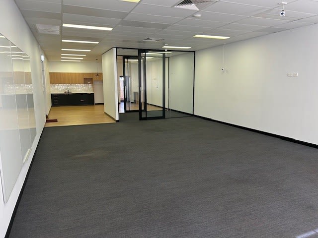 Click to view all images Suite 1/125-129 Crown Street Wollongong NSW 2500 - Image 1