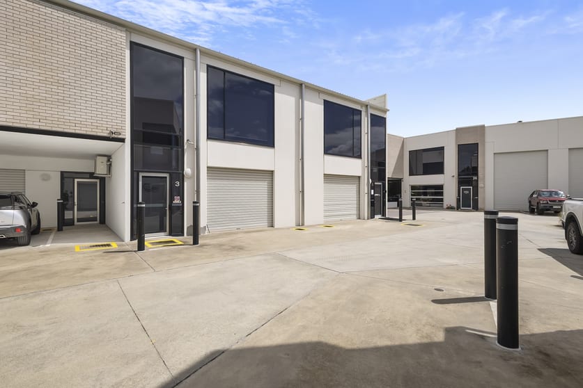 Click to view all images 3/37 McDonald Road Windsor QLD 4030 - Image 1