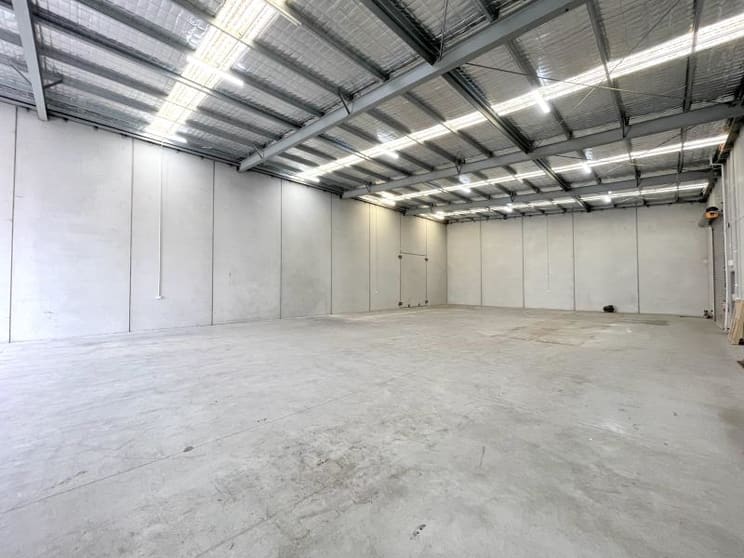 Click to view all images 30 Nelson Street Moorabbin VIC 3189 - Image 2