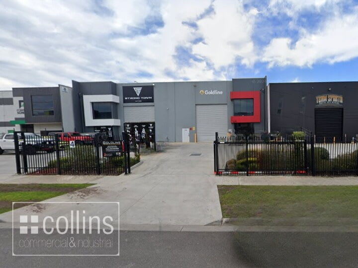 Click to view all images Unit 2/4 Remount Way Cranbourne West VIC 3977 - Image 2