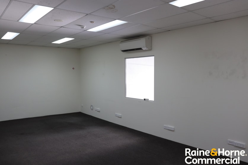 Click to view all images Unit 23/3 Kelso Crescent Moorebank NSW 2170 - Image 3