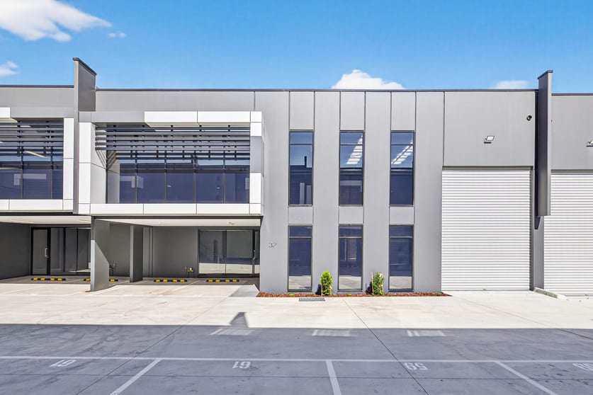 Click to view all images 32/158 Canterbury Road Bayswater North VIC 3153 - Image 1
