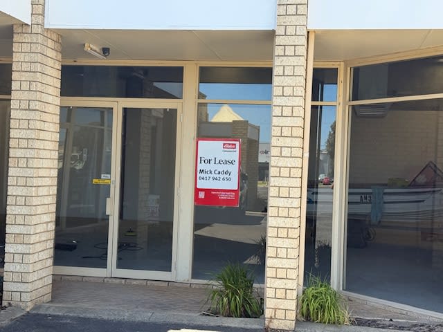 Click to view all images 6/47 Albert Road East Bunbury WA 6230 - Image 2