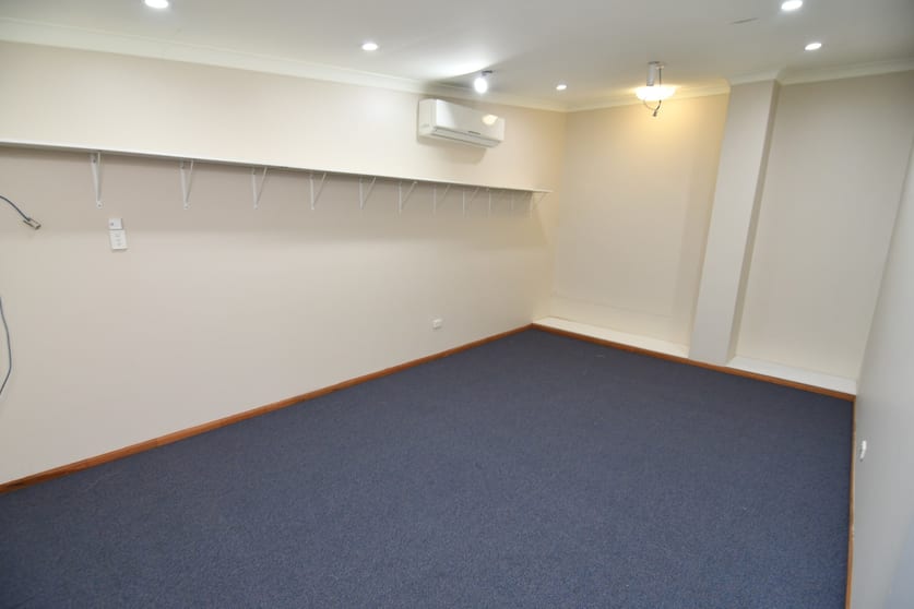 Click to view all images 607 Flinders Street Townsville City QLD 4810 - Image 3