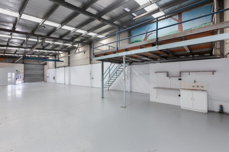 Click to view all images Unit 2/13 Aster Avenue Carrum Downs VIC 3201 - Image 3