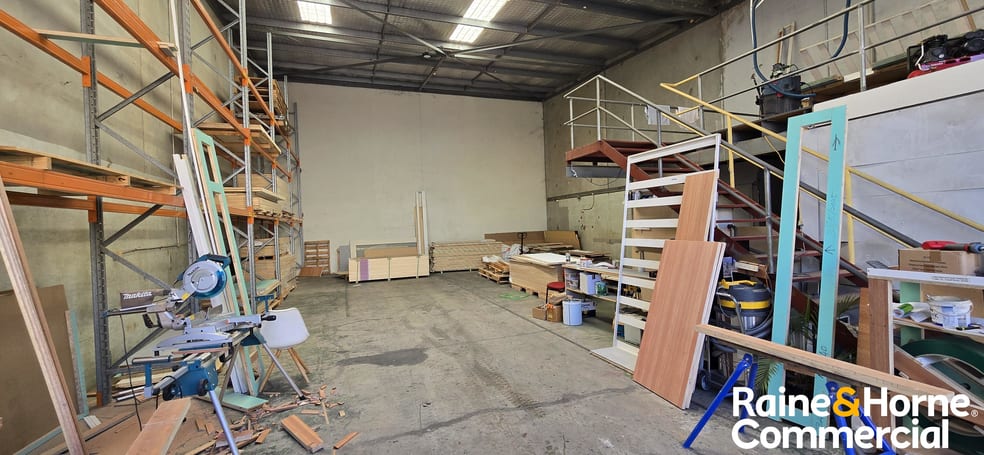 Click to view all images 10/89 Gow Street Padstow NSW 2211 - Image 2