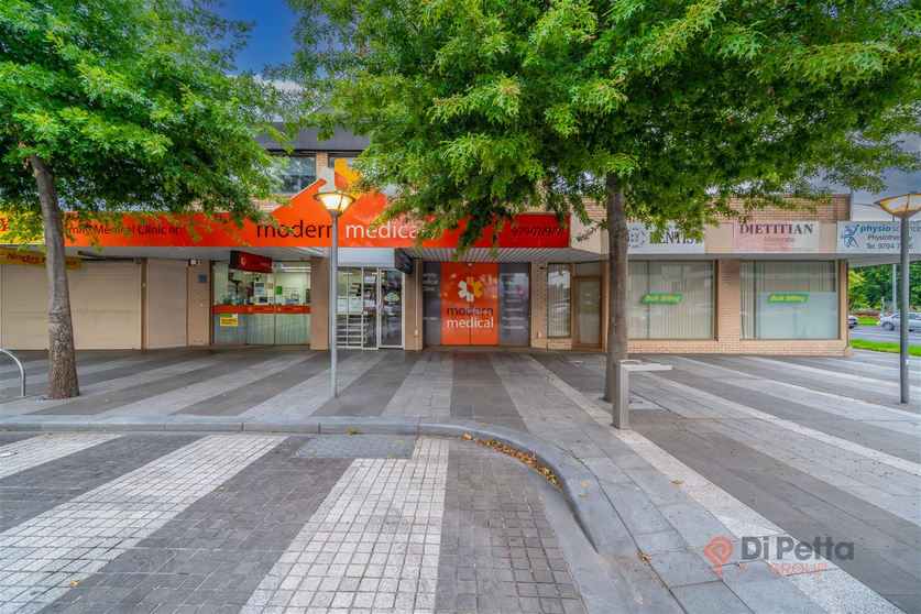 Click to view all images 176 Lonsdale Street Dandenong VIC 3175 - Image 1