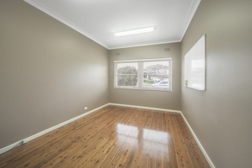75 Osborne Street Nowra NSW 2541 - Image 2