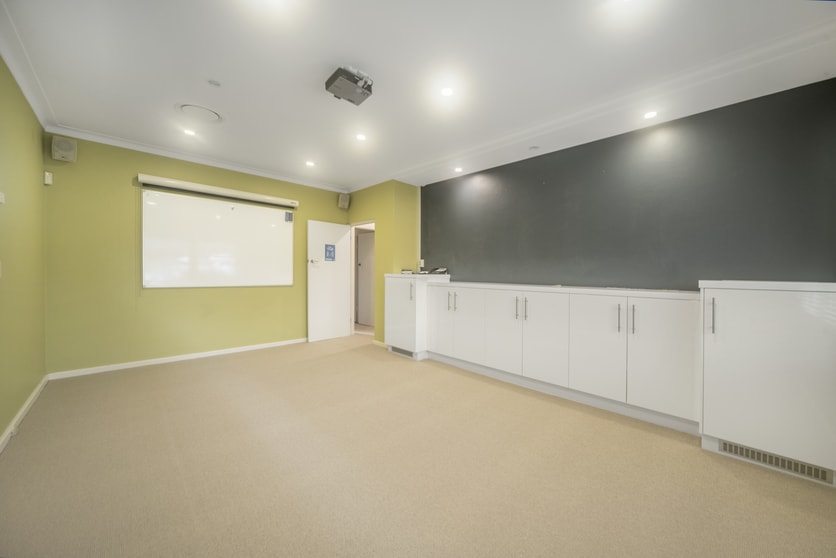 75 Osborne Street Nowra NSW 2541 - Image 3