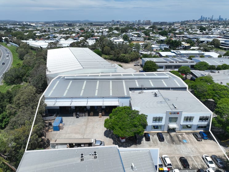 21A/441 Nudgee Road Hendra QLD 4011 - Image 1