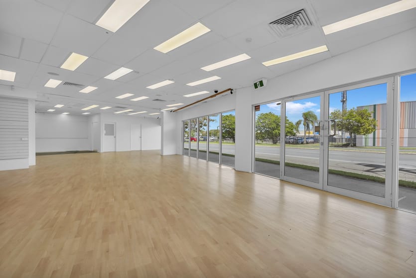 1 & 2/14 Bowman Road Caloundra QLD 4551 - Image 2