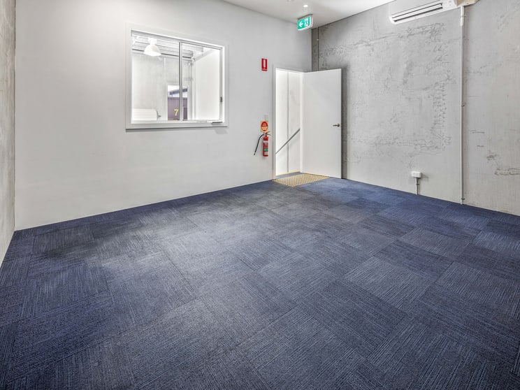 Click to view all images 10/240 New Cleveland Road Tingalpa QLD 4173 - Image 3