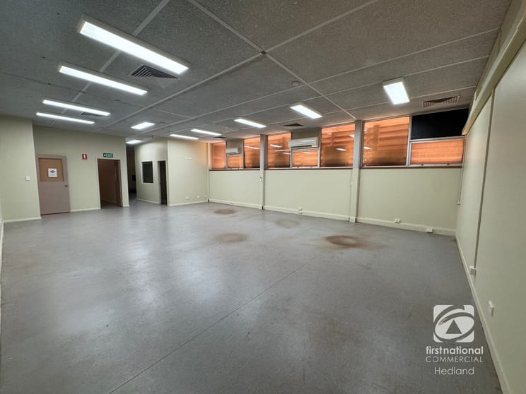 Click to view all images 5-7/20 Wedge Street Port Hedland WA 6721 - Image 2