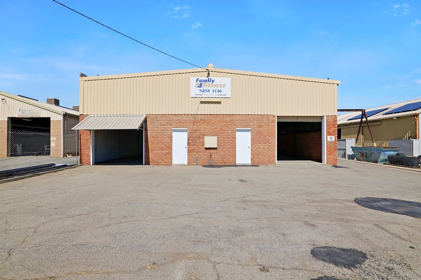 Click to view all images 39 Hogarth Street Cannington WA 6107 - Image 1