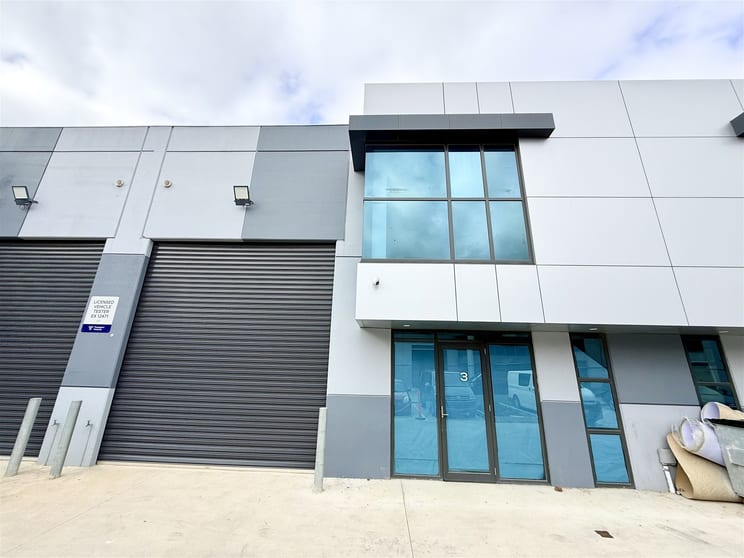 Click to view all images 3/36 Zakwell Court Coolaroo VIC 3048 - Image 1