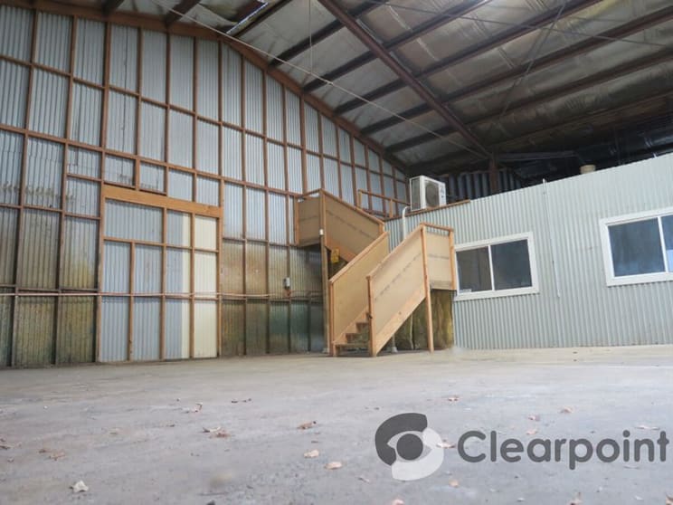 Click to view all images Unit 1/232 Manns Road West Gosford NSW 2250 - Image 3