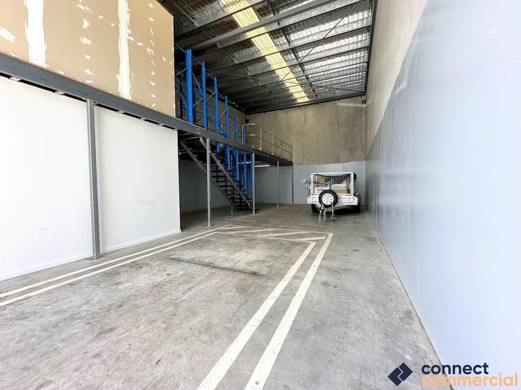 Click to view all images 5/55 Commerce Circuit Yatala QLD 4207 - Image 3