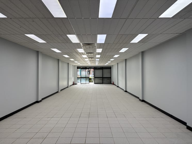Click to view all images 88 - 90 Queen Street St Marys NSW 2760 - Image 2