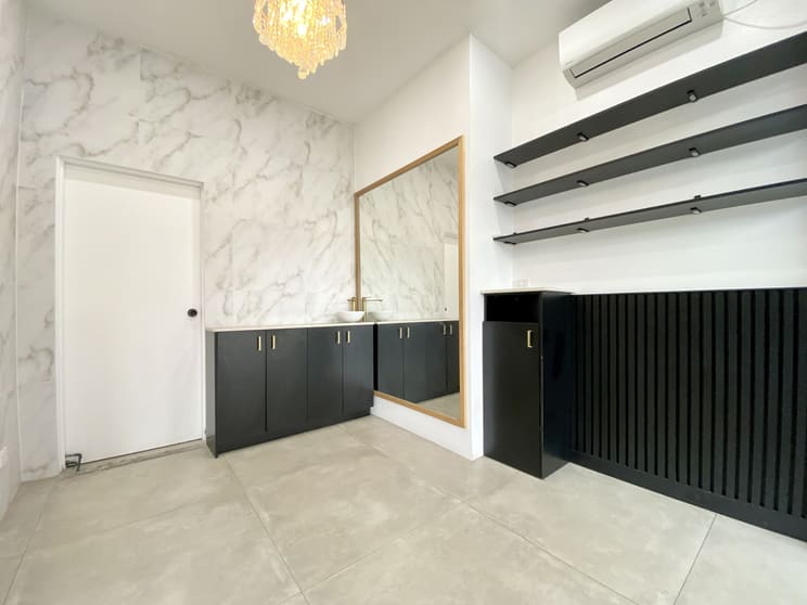 Click to view all images Shop 1/130 Botany Road Alexandria NSW 2015 - Image 3