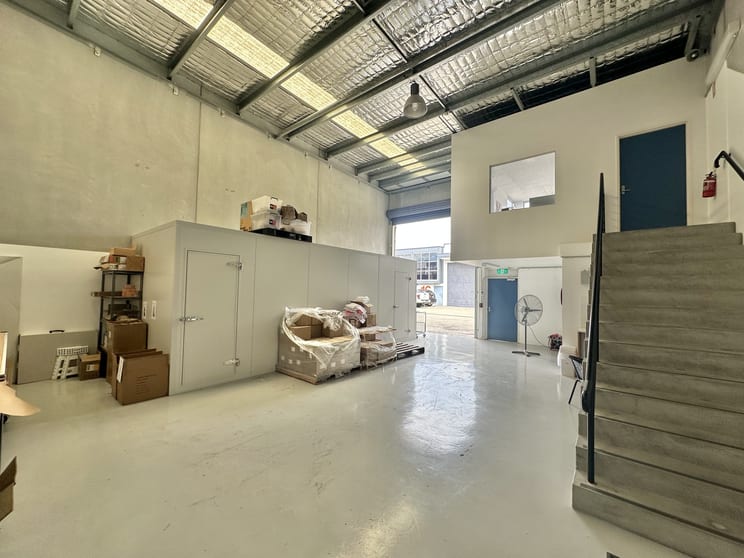 Click to view all images 7/97-99 Old Pittwater Road Brookvale NSW 2100 - Image 2