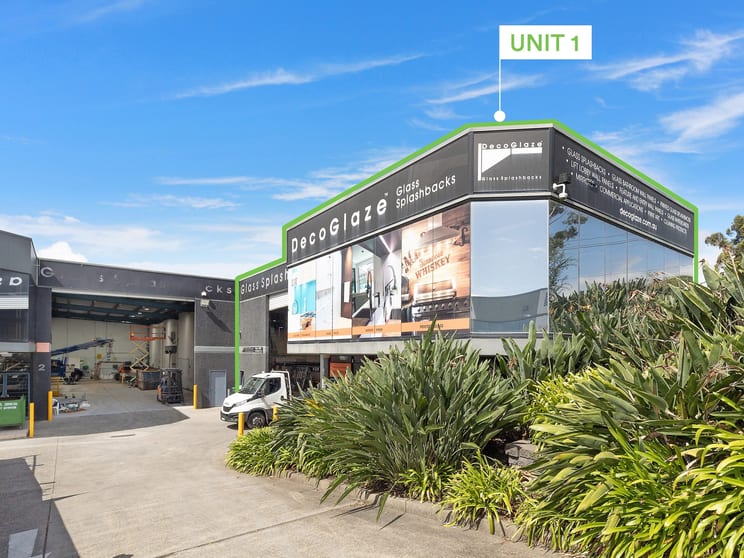 Click to view all images Unit 1/30-32 Artisan Road Seven Hills NSW 2147 - Image 1