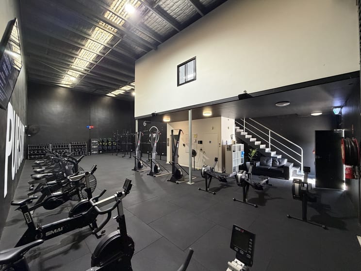 Click to view all images Unit 5/74-76 Oak Road Kirrawee NSW 2232 - Image 3