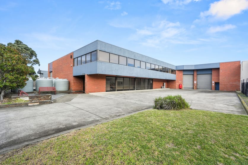 Click to view all images 74-76 Industrial Drive Braeside VIC 3195 - Image 1