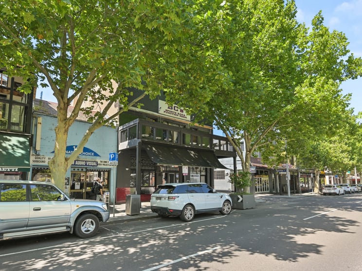 Click to view all images 160-162 Lygon Street Carlton VIC 3053 - Image 2