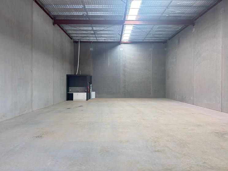 Click to view all images 8/4 Trimmer Road Elizabeth South SA 5112 - Image 2