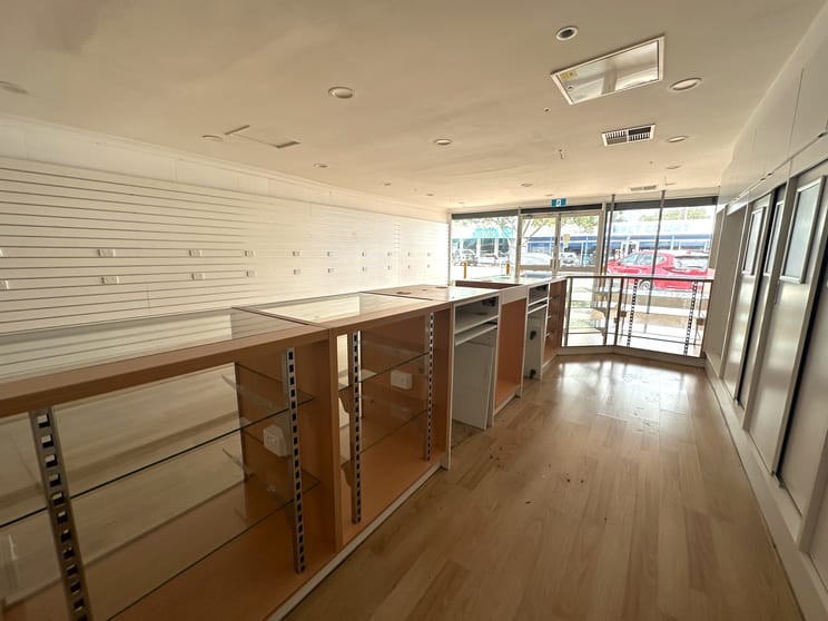245 Boorowa Street Young NSW 2594 - Image 3