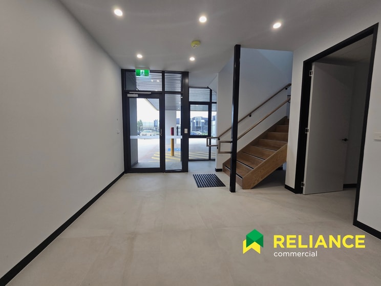 18 Sant Court Ravenhall VIC 3023 - Image 3