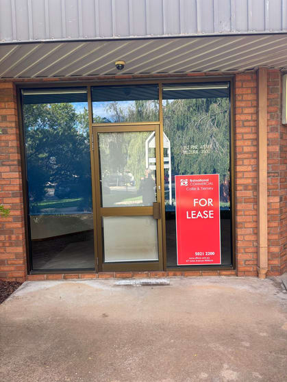 Click to view all images 1/152 Pine Avenue Mildura VIC 3500 - Image 2