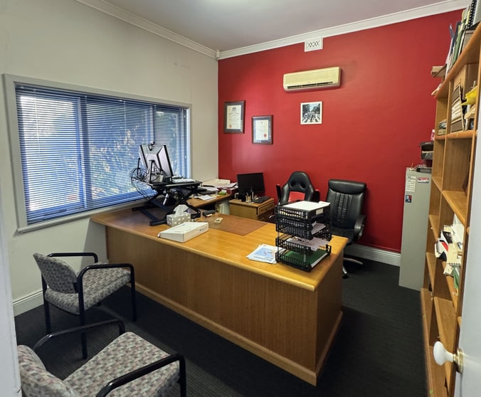 17 King William Street Bayswater WA 6053 - Image 2