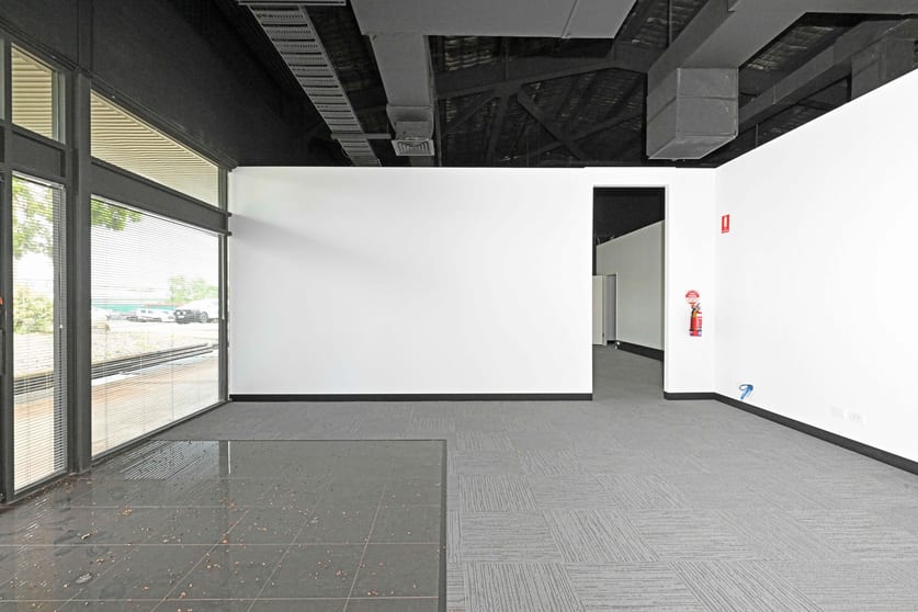 Click to view all images T3/4 Albatross Street Winnellie NT 0820 - Image 3