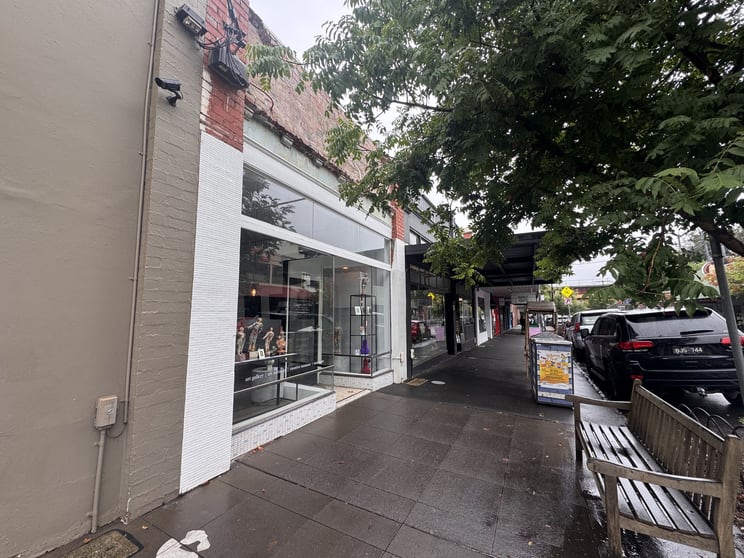 Click to view all images 143 Martin Street Brighton VIC 3186 - Image 2